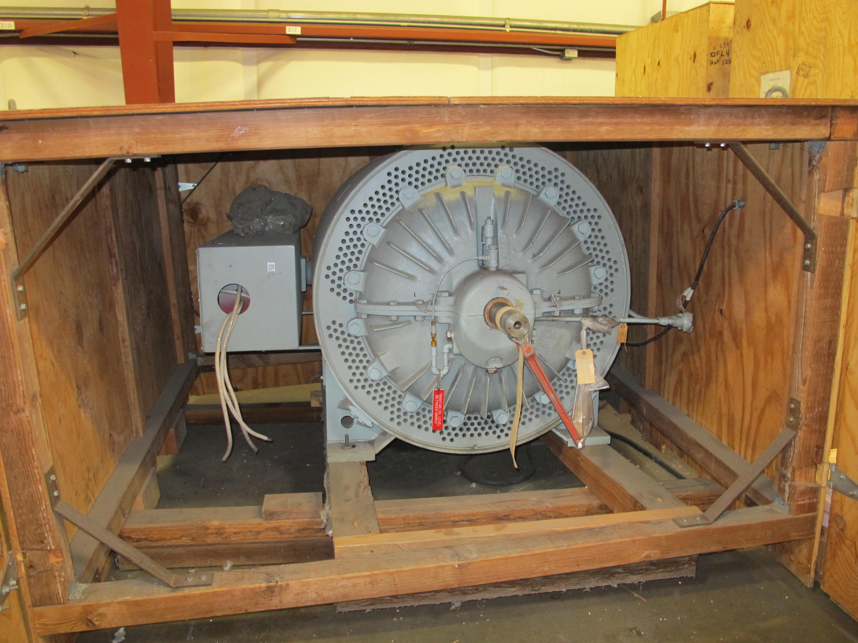 MOTOR, ELECTRIC TYPE, 800 HORSEPOWER, 4160 VOLT ELEC RATING, 3600 RPM, 3020SS6 FRAME, 99 AMPS, TEFC ENCLOSURE, 1.15 SERVICE FACTOR. INDUCTION, HORIZONTAL MOUNT. 0.66KW, 480V SPACE HEATER, PART # 53-807-487-417 (W-50) LOADING & HANDLING FEE $250-